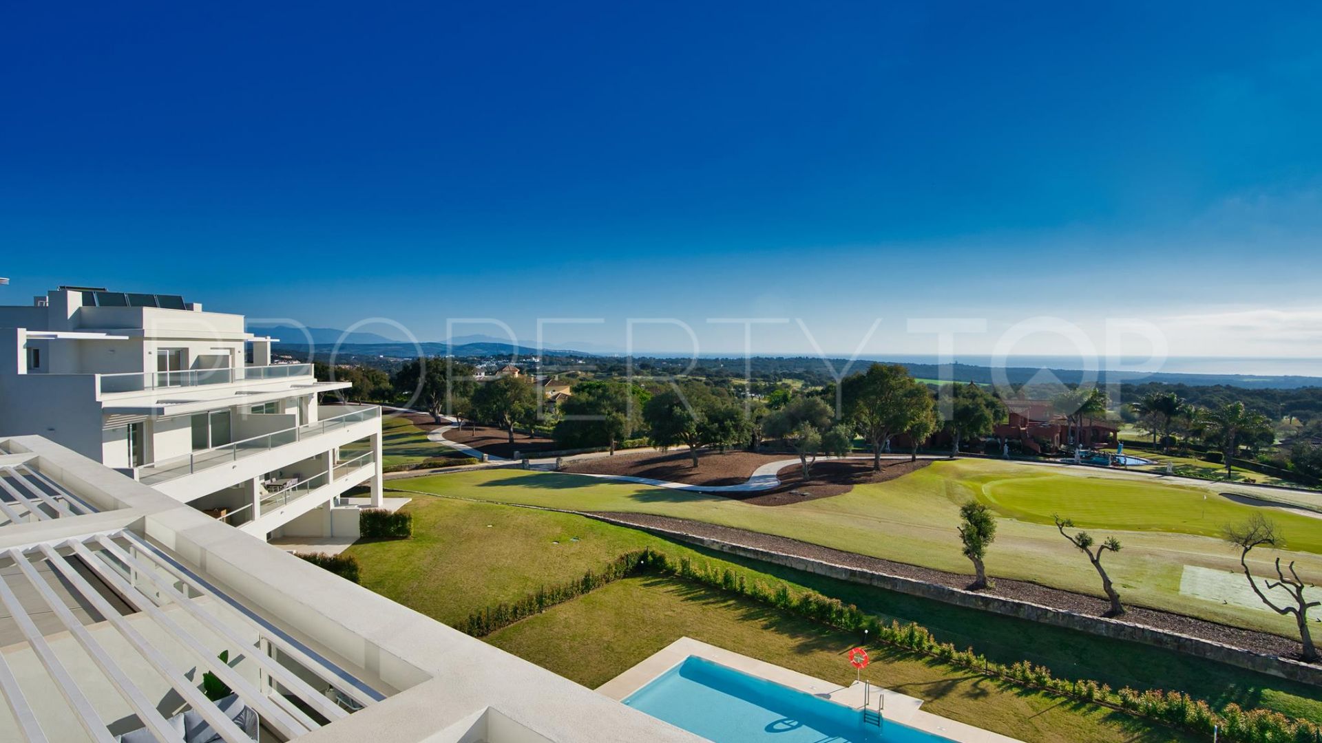 For sale San Roque Club duplex penthouse with 3 bedrooms