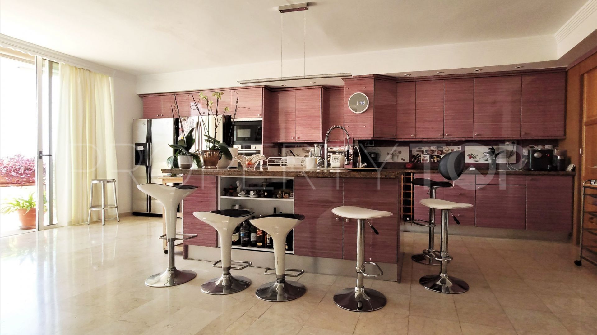 For sale Jardines de Andalucia apartment with 3 bedrooms