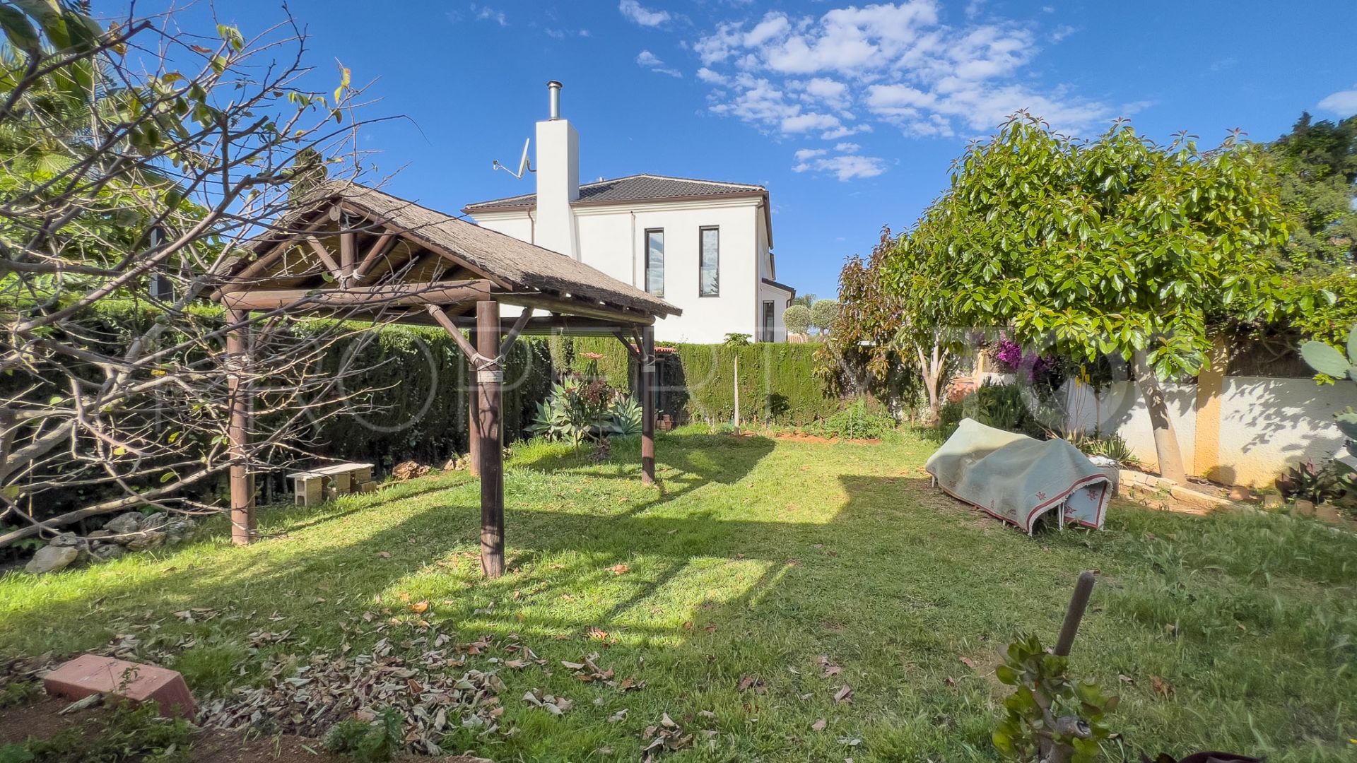 Villa en venta en Marbella Golden Mile de 2 dormitorios