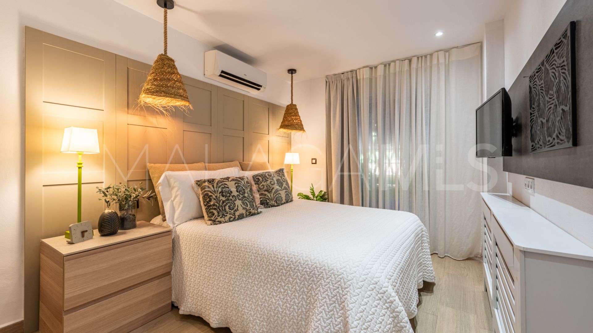 Apartamento planta baja de 3 bedrooms for sale in Nueva Andalucia