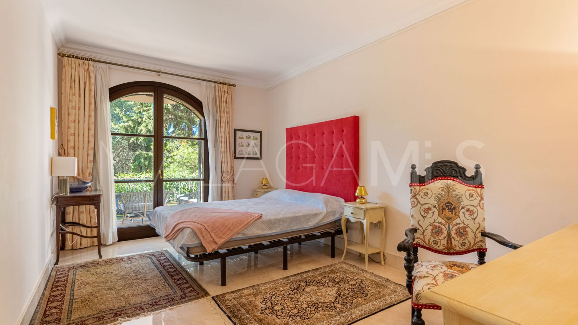 Buy villa in Rio Real de 4 bedrooms