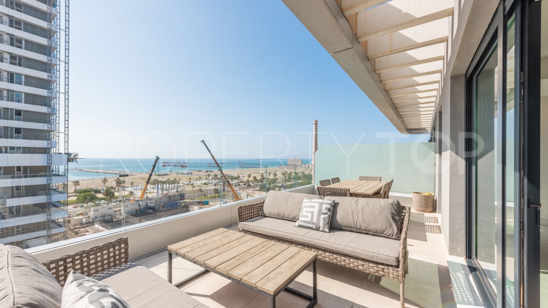 For sale 2 bedrooms penthouse in Malaga
