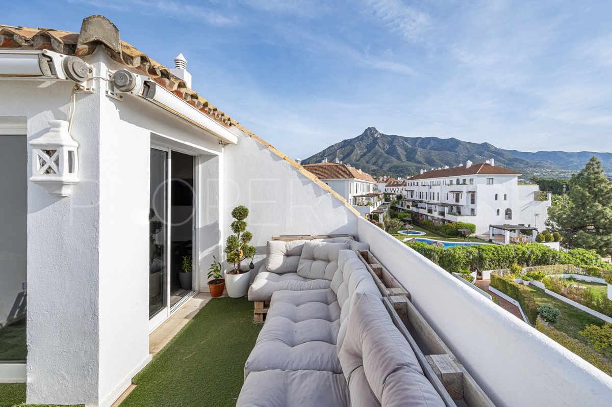 Atico duplex en venta en Las Lomas del Marbella Club