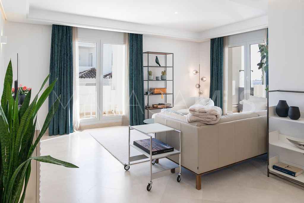 Nueva Andalucia, apartamento for sale with 2 bedrooms