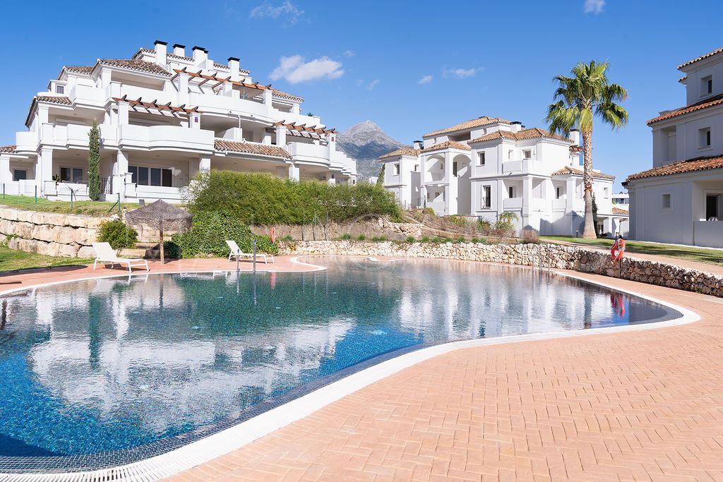 Nueva Andalucia, apartamento for sale with 2 bedrooms
