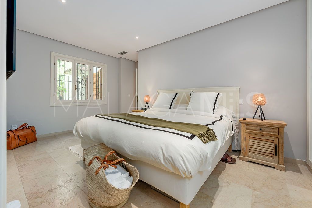 For sale apartment with 2 bedrooms in Le Village