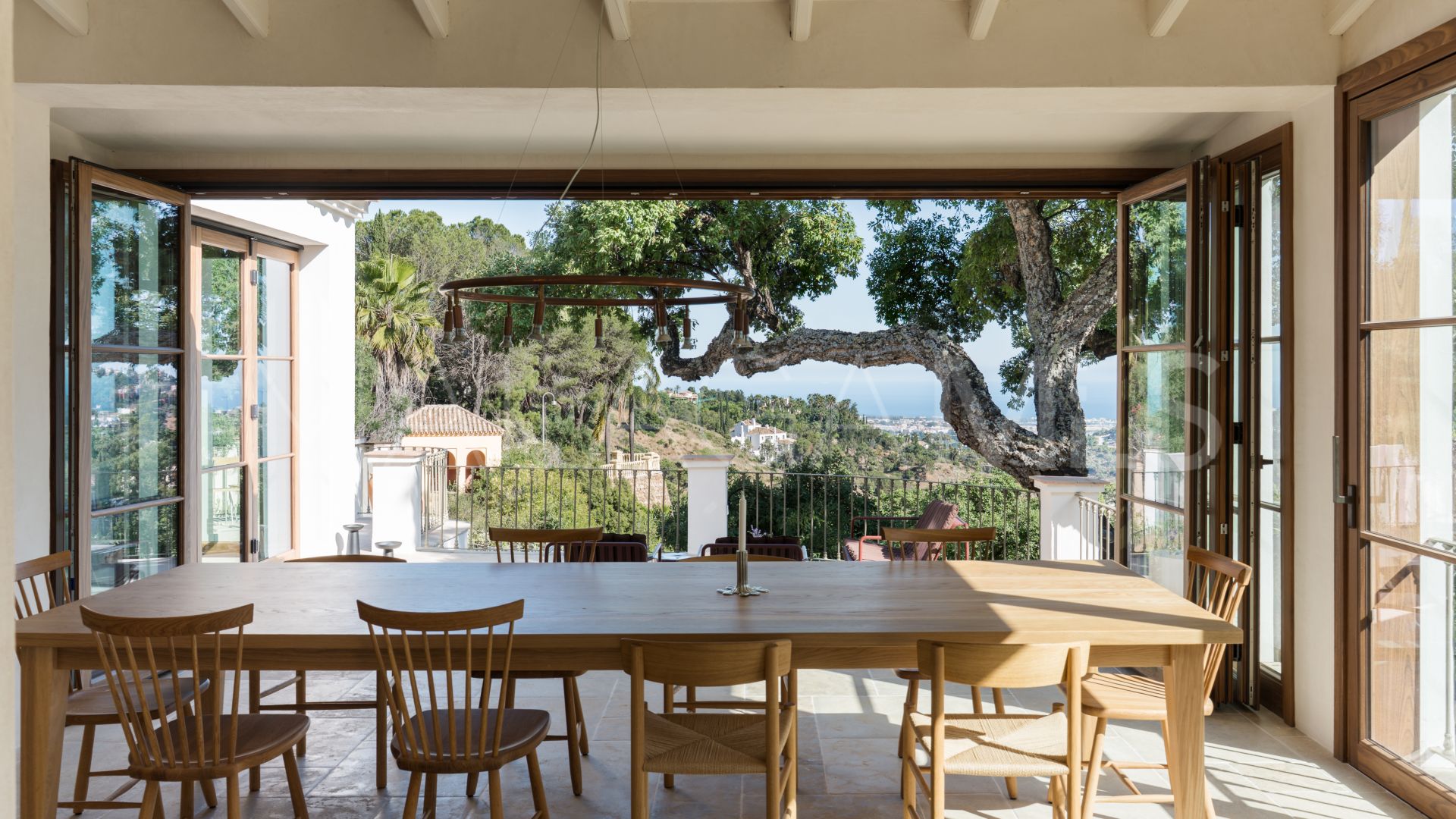 Villa for sale in El Madroñal