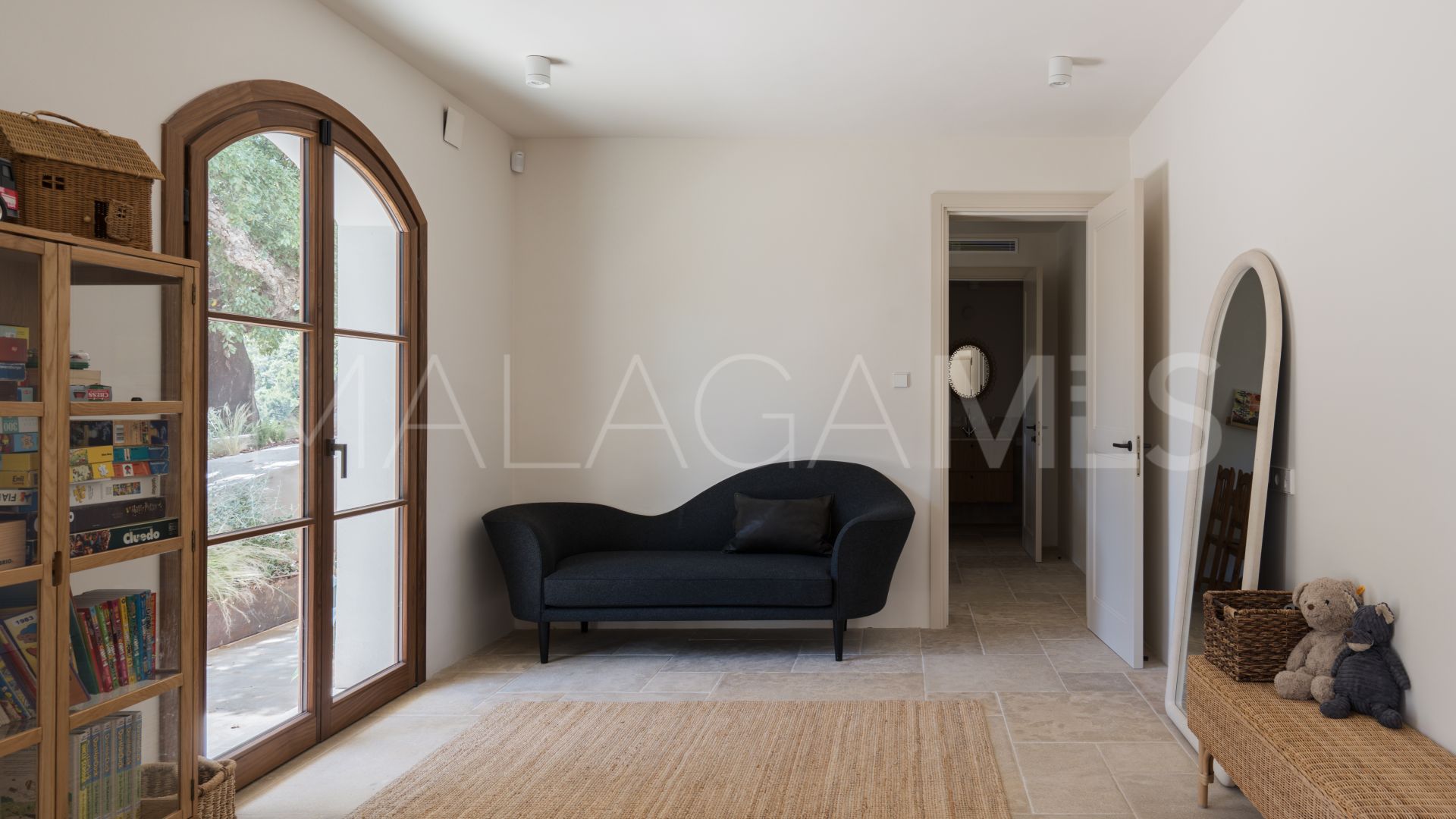 Villa for sale in El Madroñal