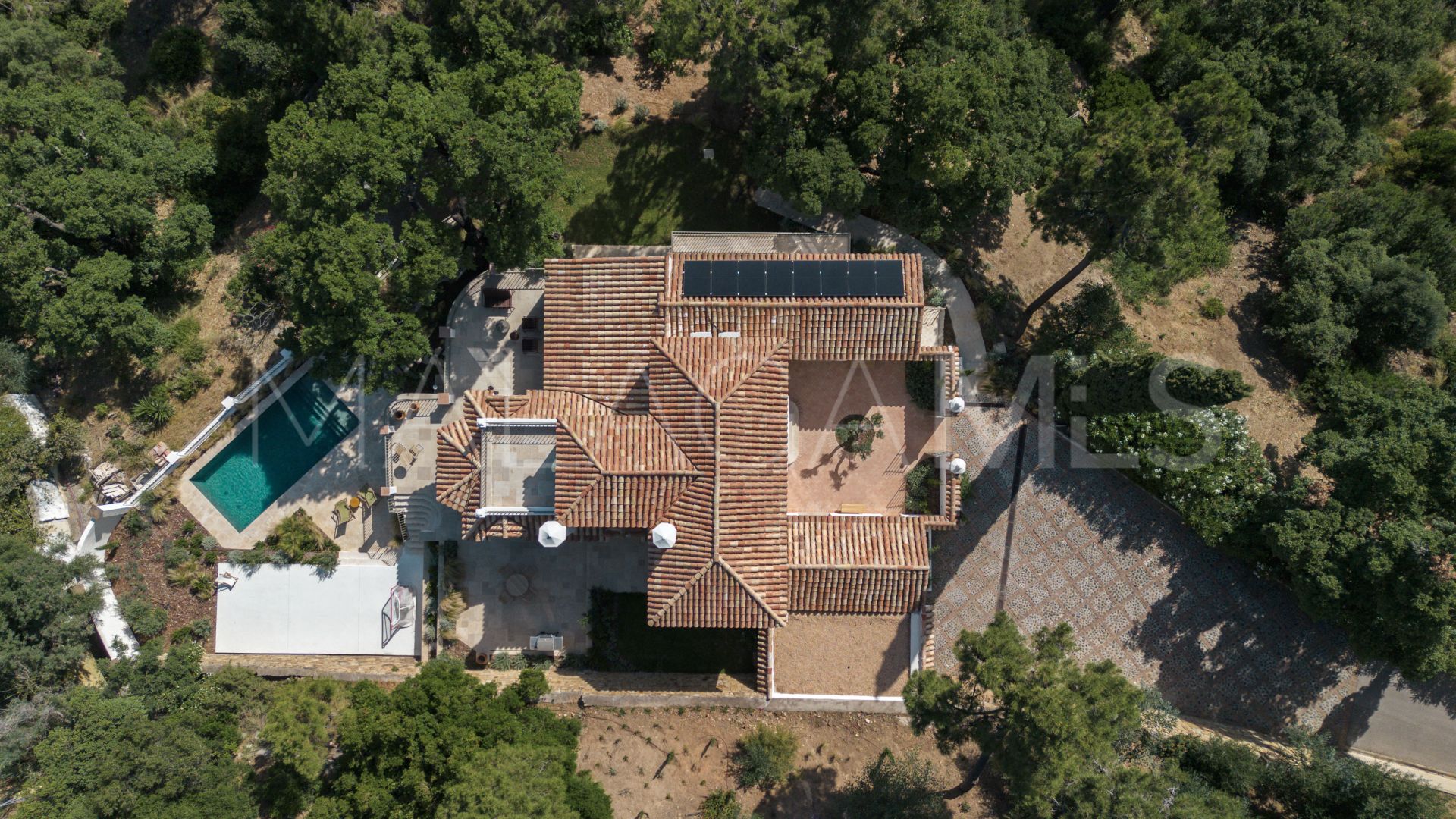 Villa for sale in El Madroñal