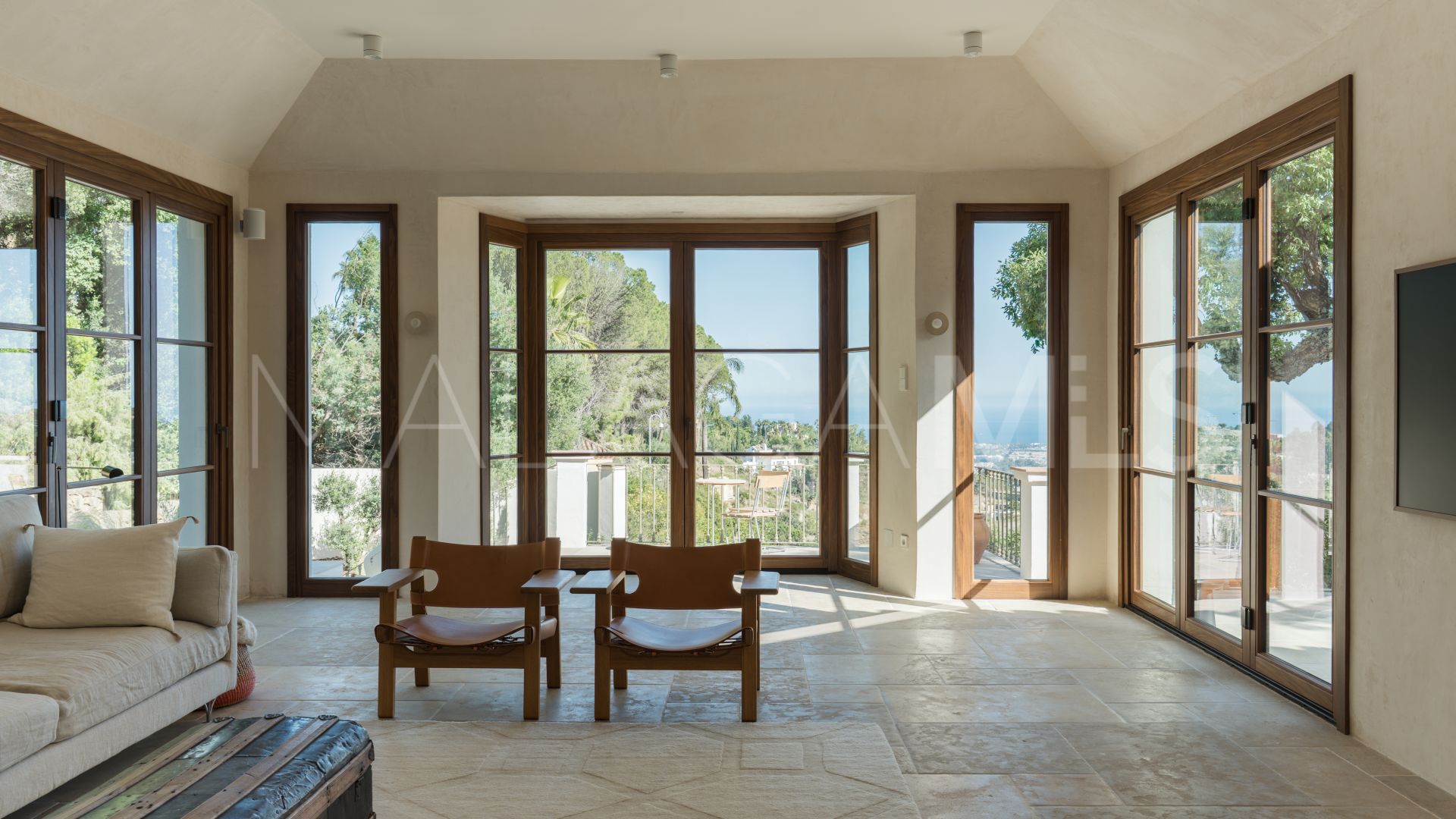 Villa for sale in El Madroñal