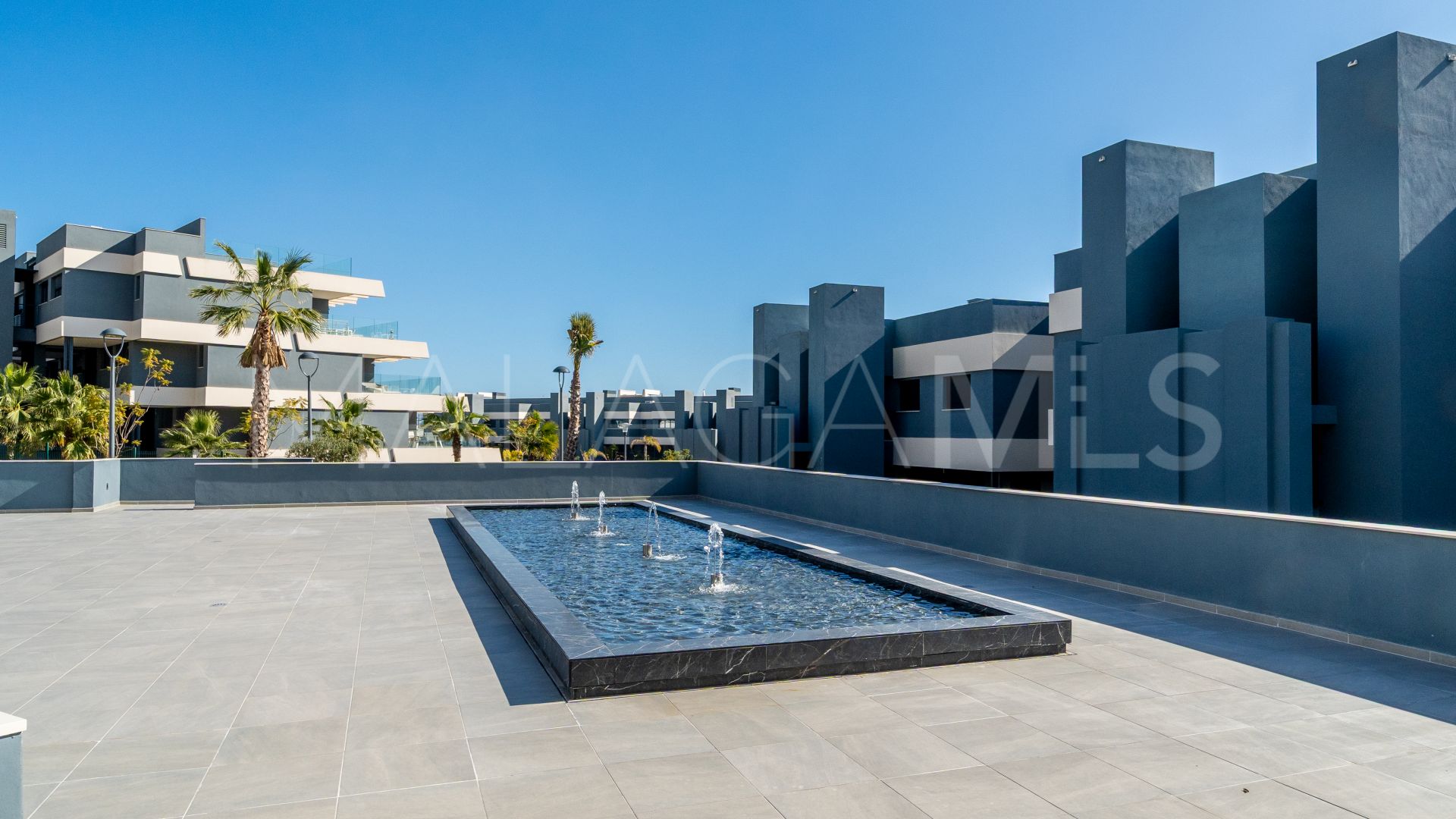 For sale Estepona apartment with 2 bedrooms