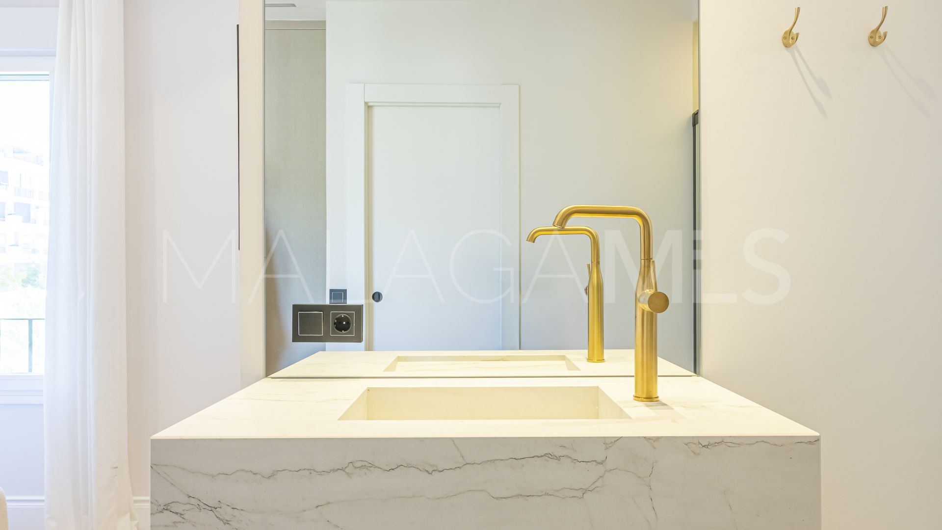 Lägenhet for sale in Marbella - Puerto Banus