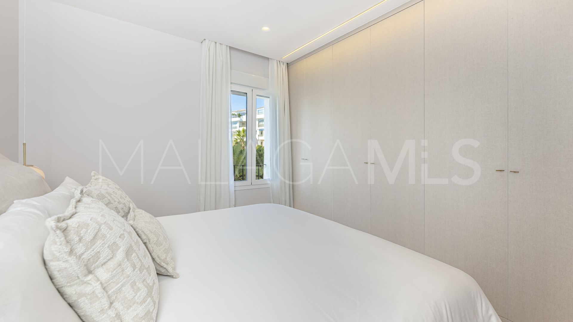 Lägenhet for sale in Marbella - Puerto Banus