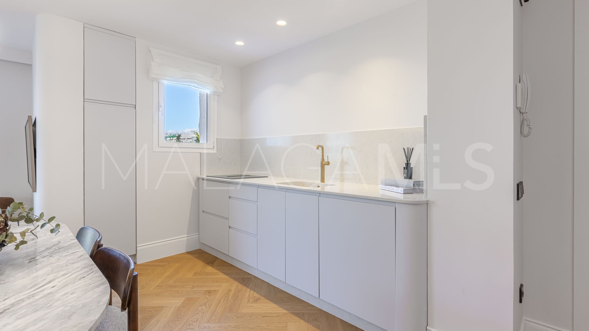 Lägenhet for sale in Marbella - Puerto Banus