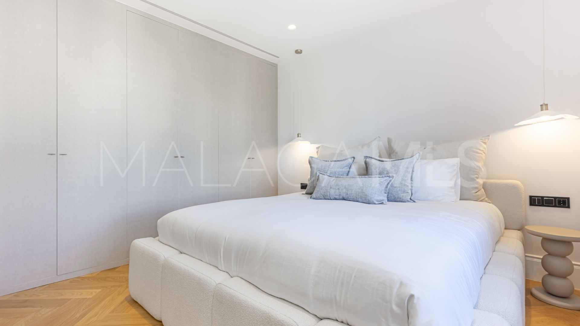 Lägenhet for sale in Marbella - Puerto Banus