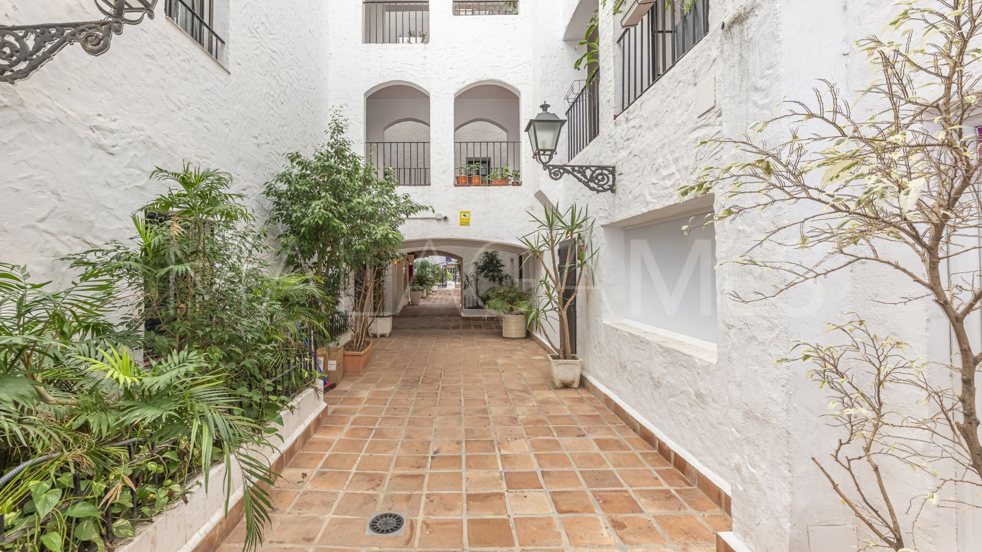 Lägenhet for sale in Marbella - Puerto Banus