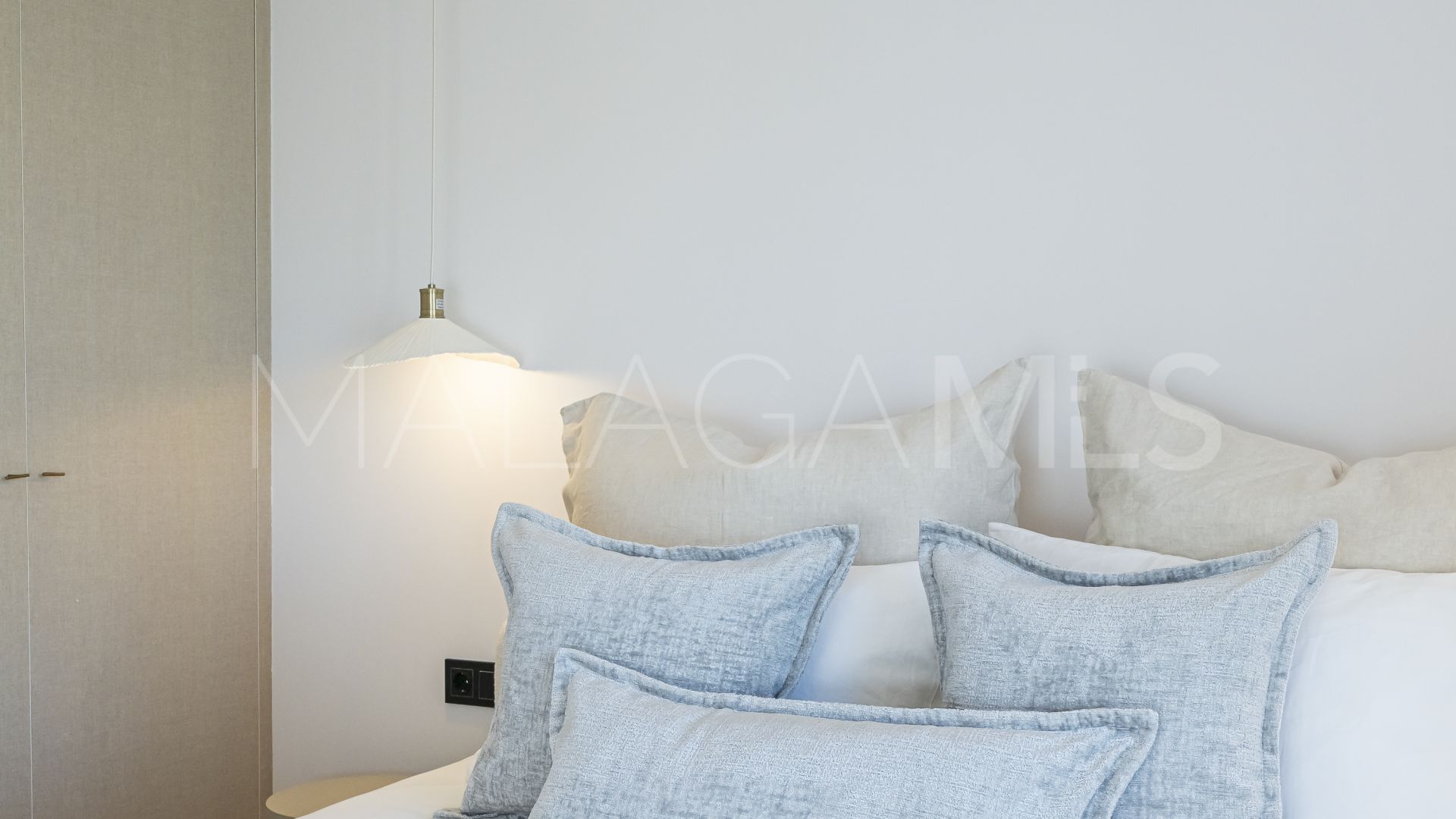 Lägenhet for sale in Marbella - Puerto Banus