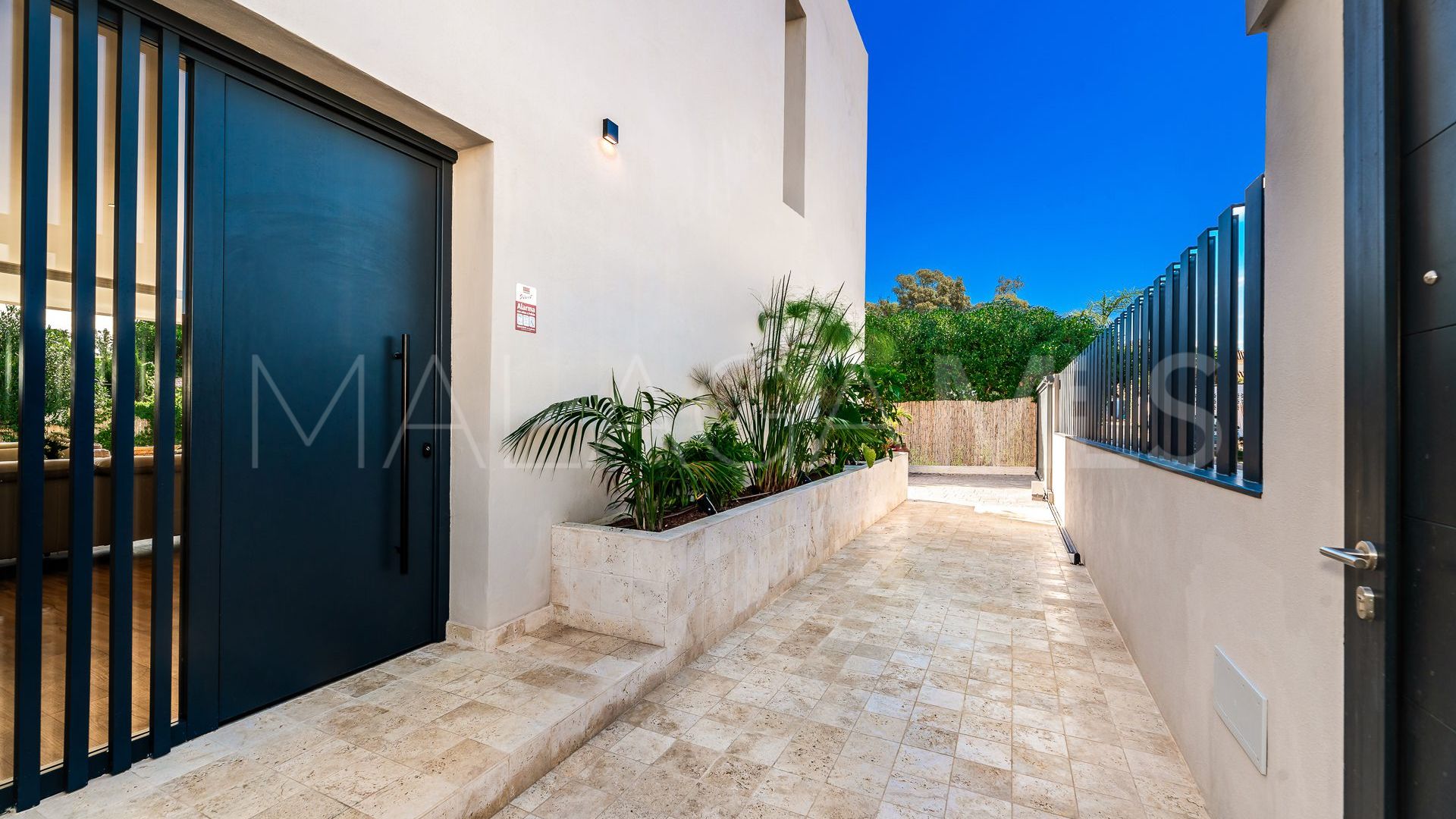 Villa in San Pedro de Alcantara for sale