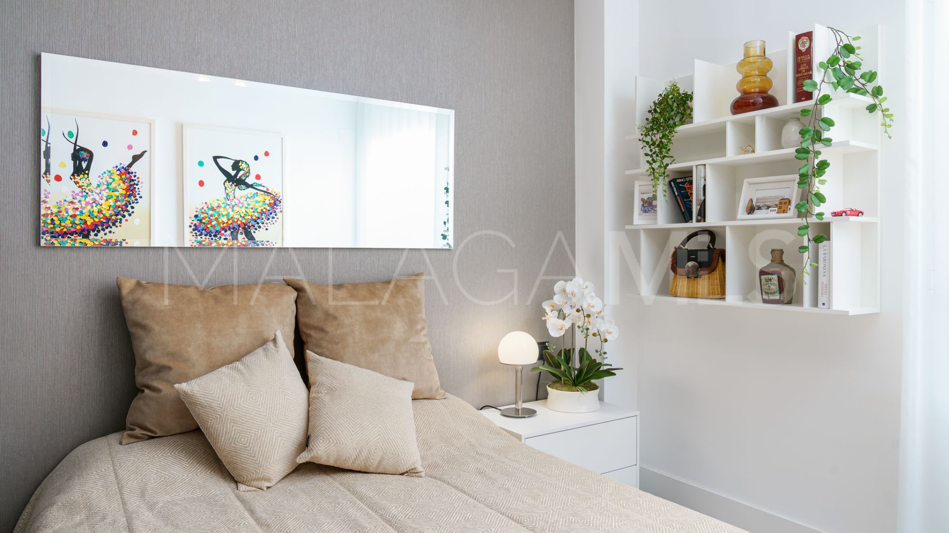 Benahavis apartment for sale