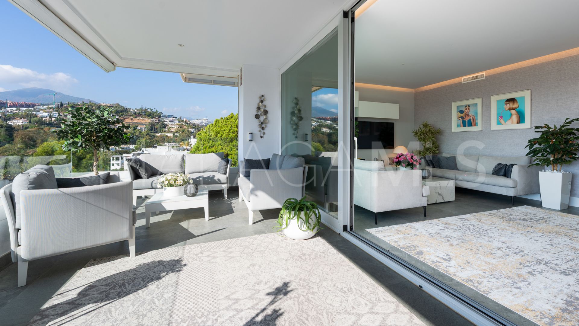Benahavis apartment for sale