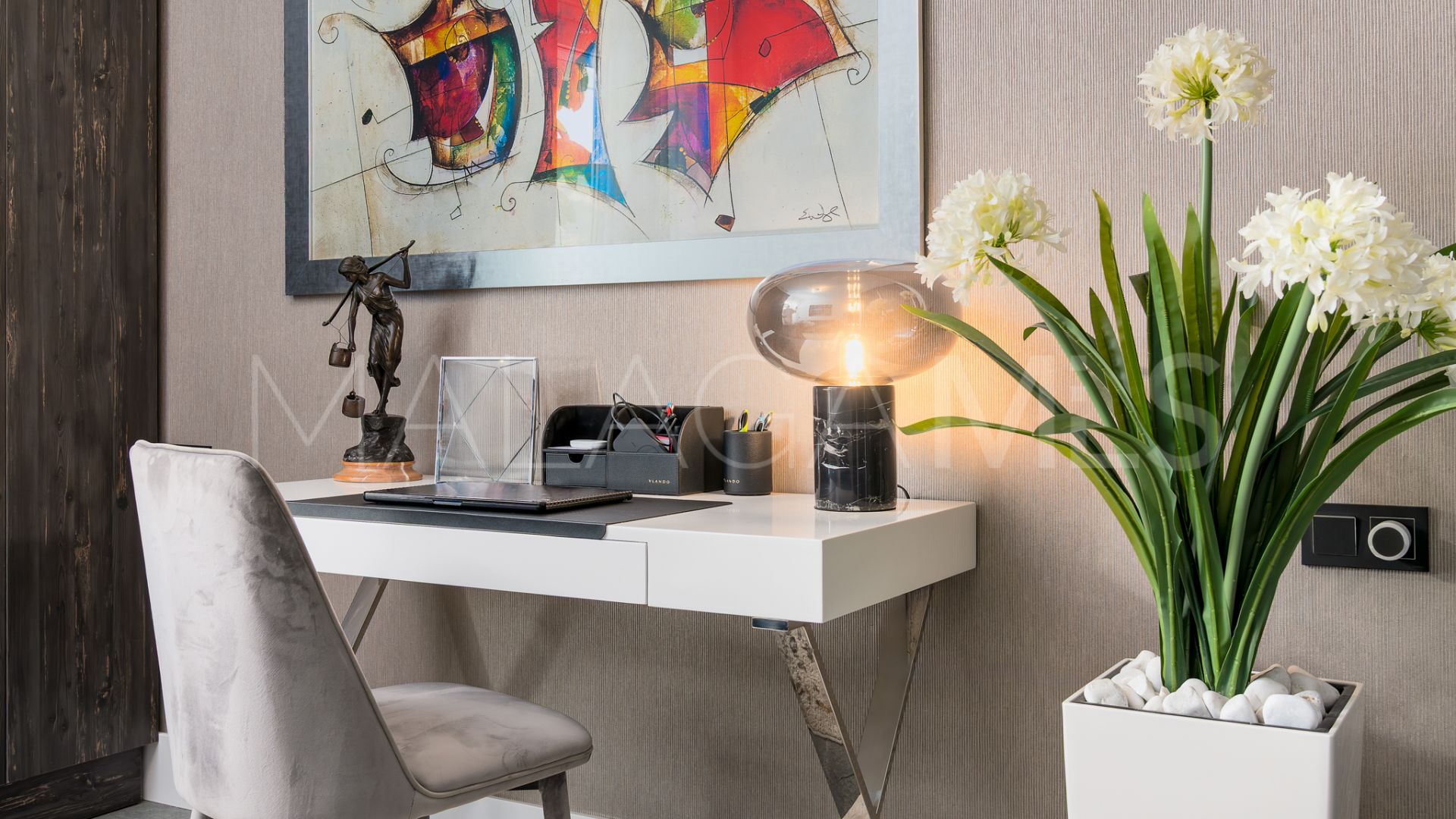 Benahavis apartment for sale