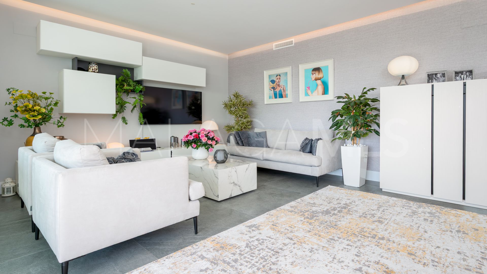 Benahavis apartment for sale