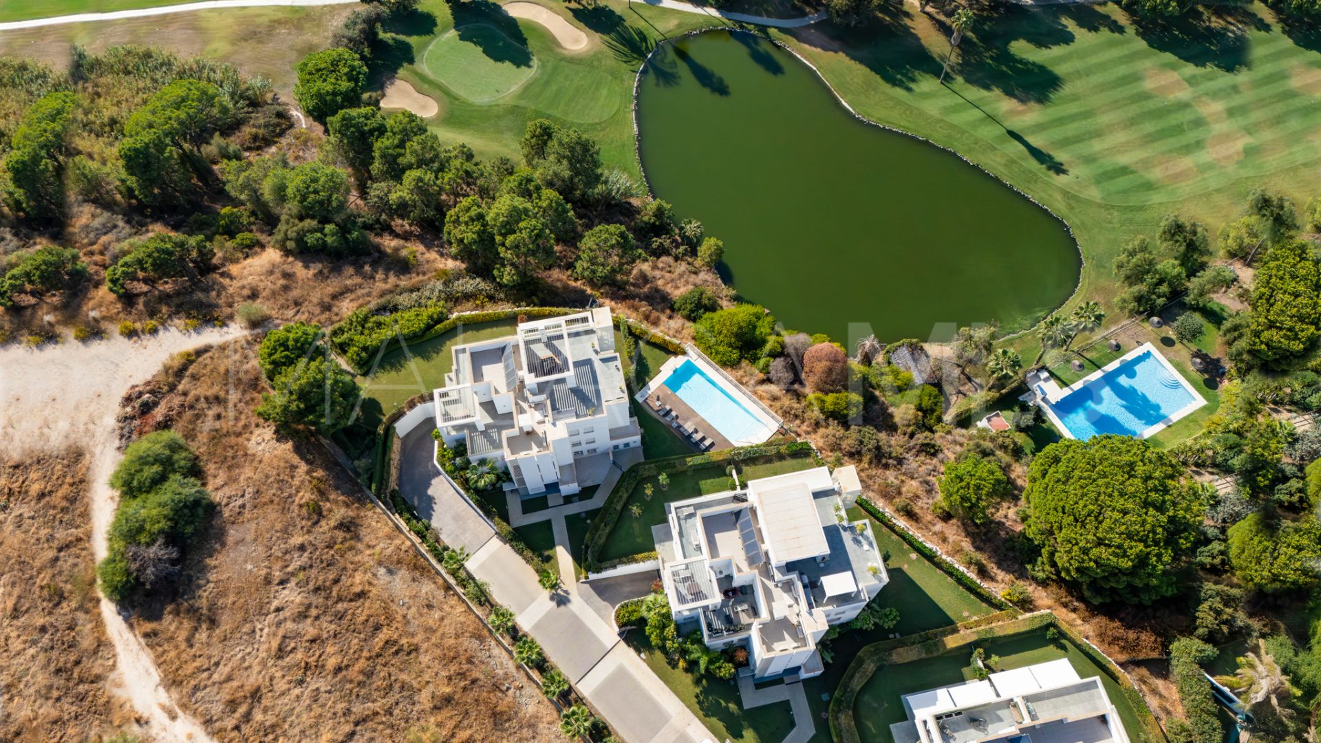 Benahavis apartment for sale