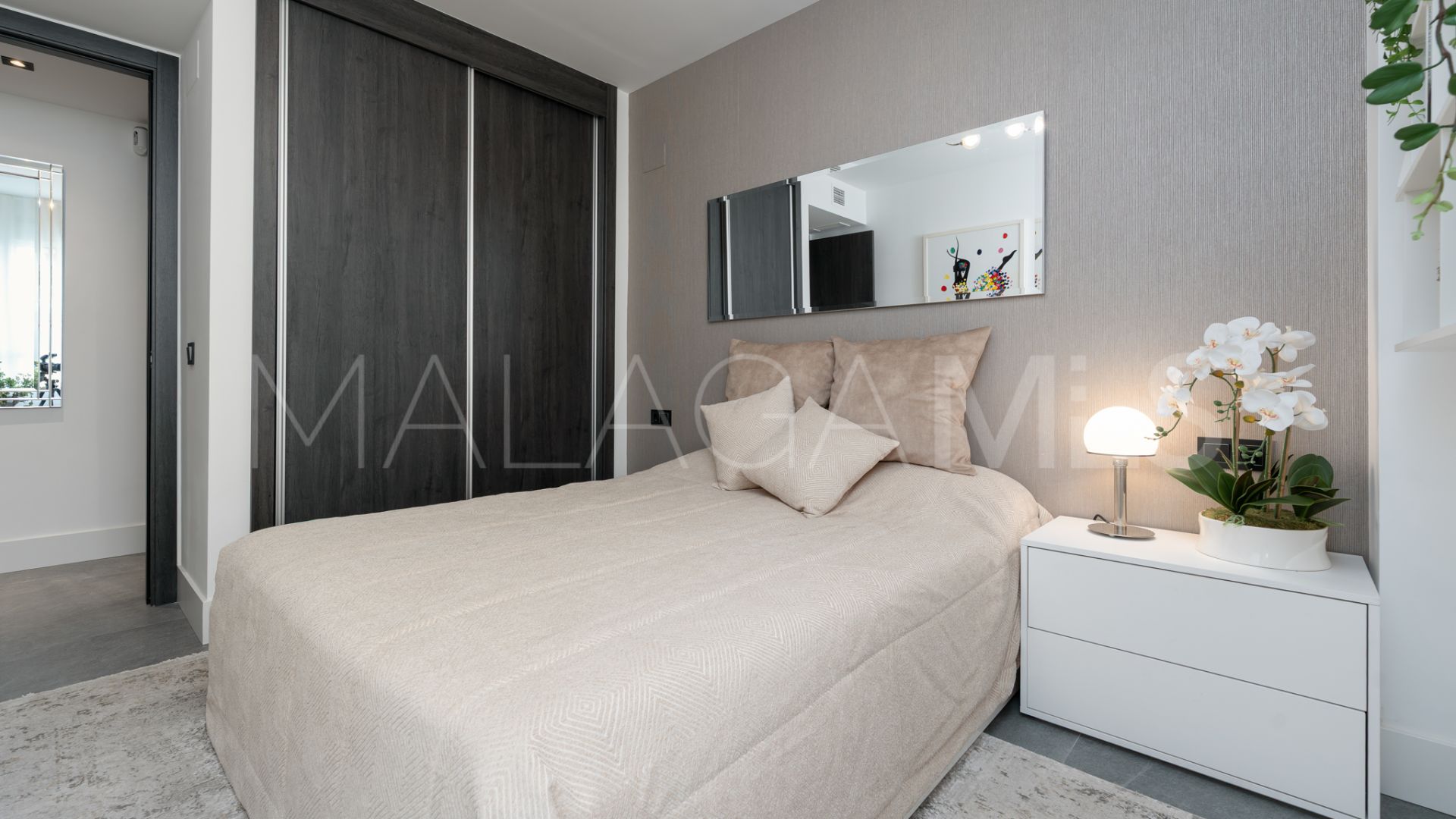 Benahavis apartment for sale