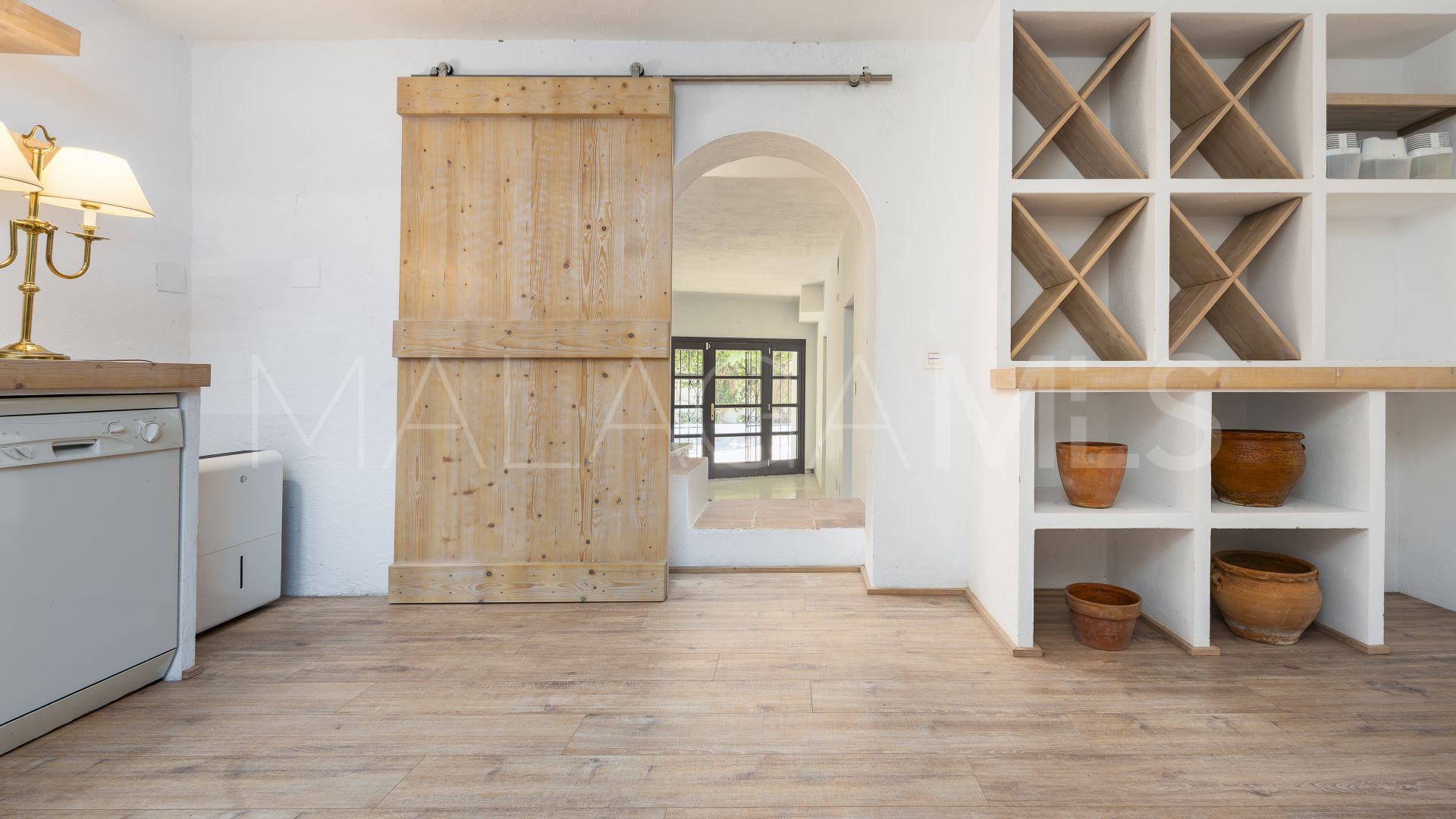 Town house for sale in Golden Mile