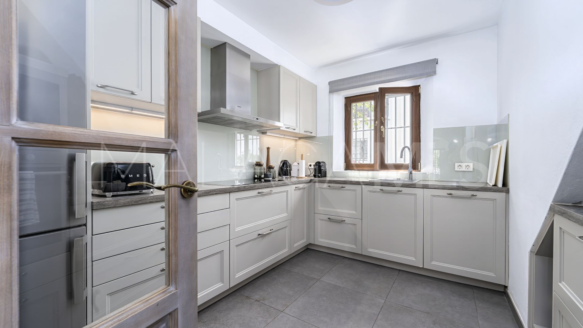 Town house for sale in Golden Mile