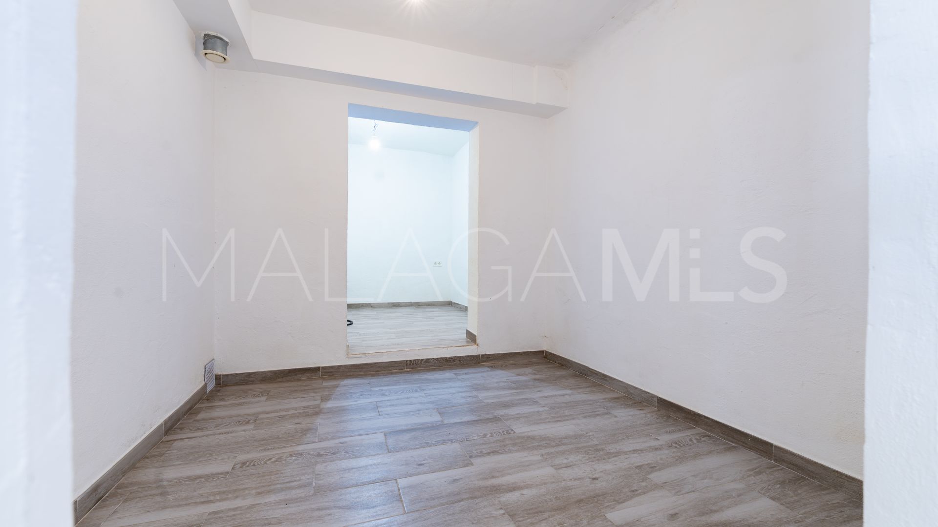 Town house for sale in Golden Mile
