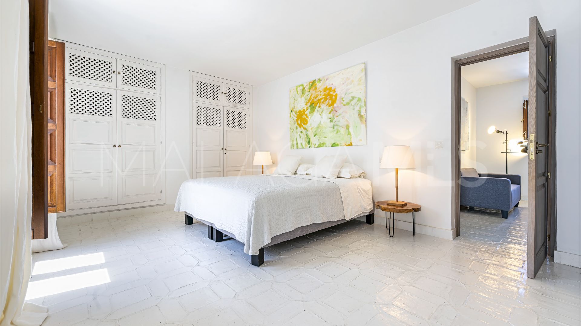 Town house for sale in Golden Mile