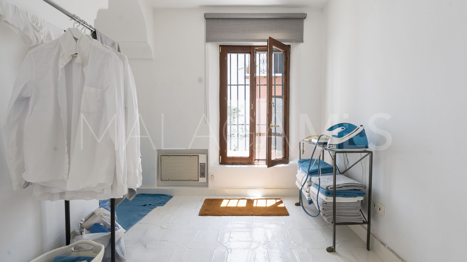 Town house for sale in Golden Mile