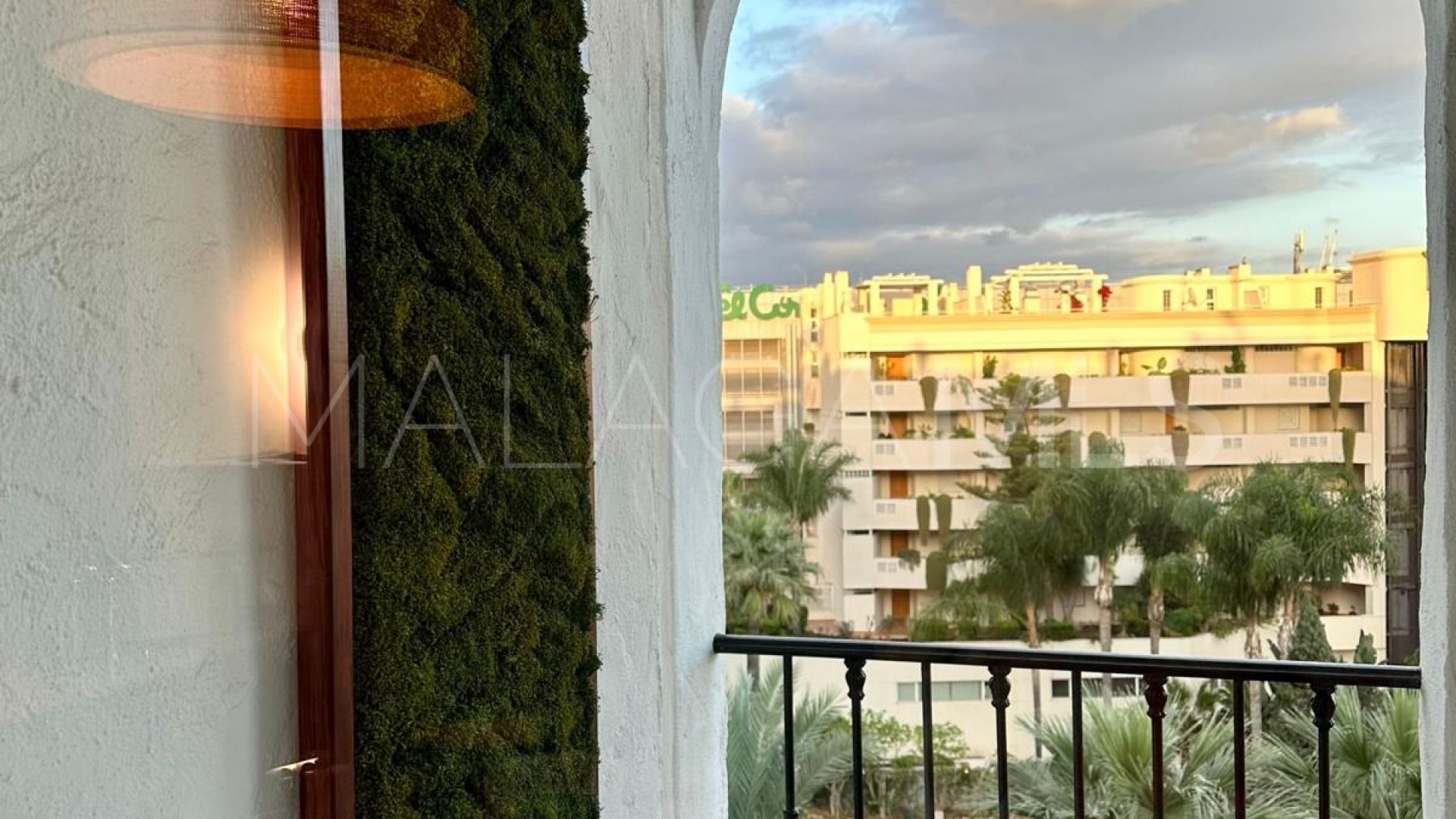 Studio for sale in Marbella - Puerto Banus