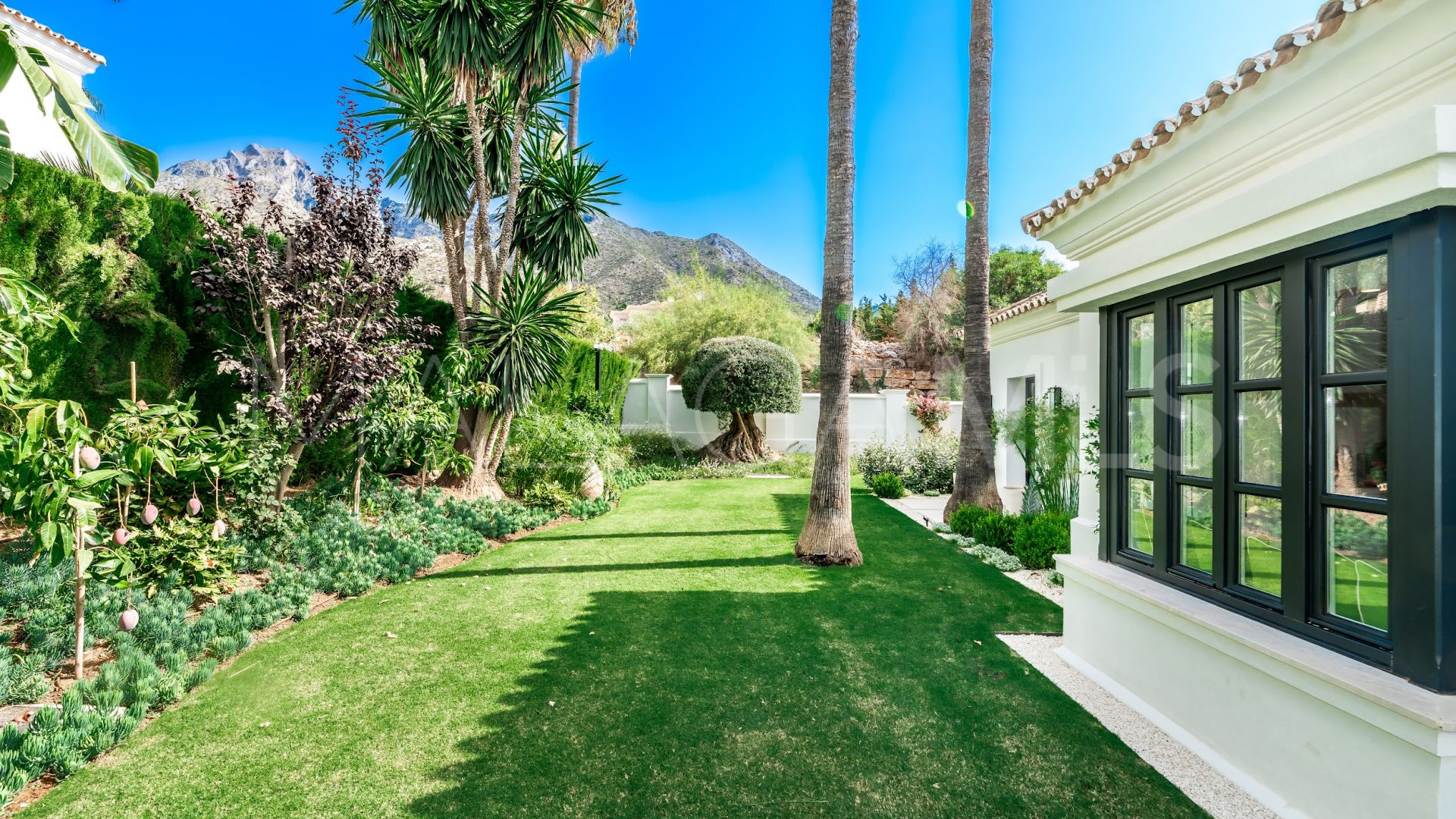 Se vende villa with 5 bedrooms in Sierra Blanca