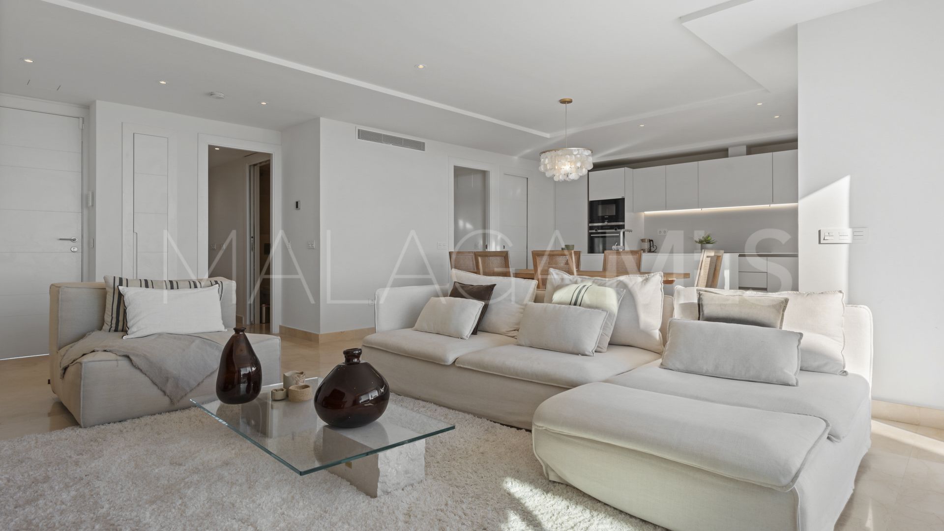 For sale penthouse in Nueva Andalucia