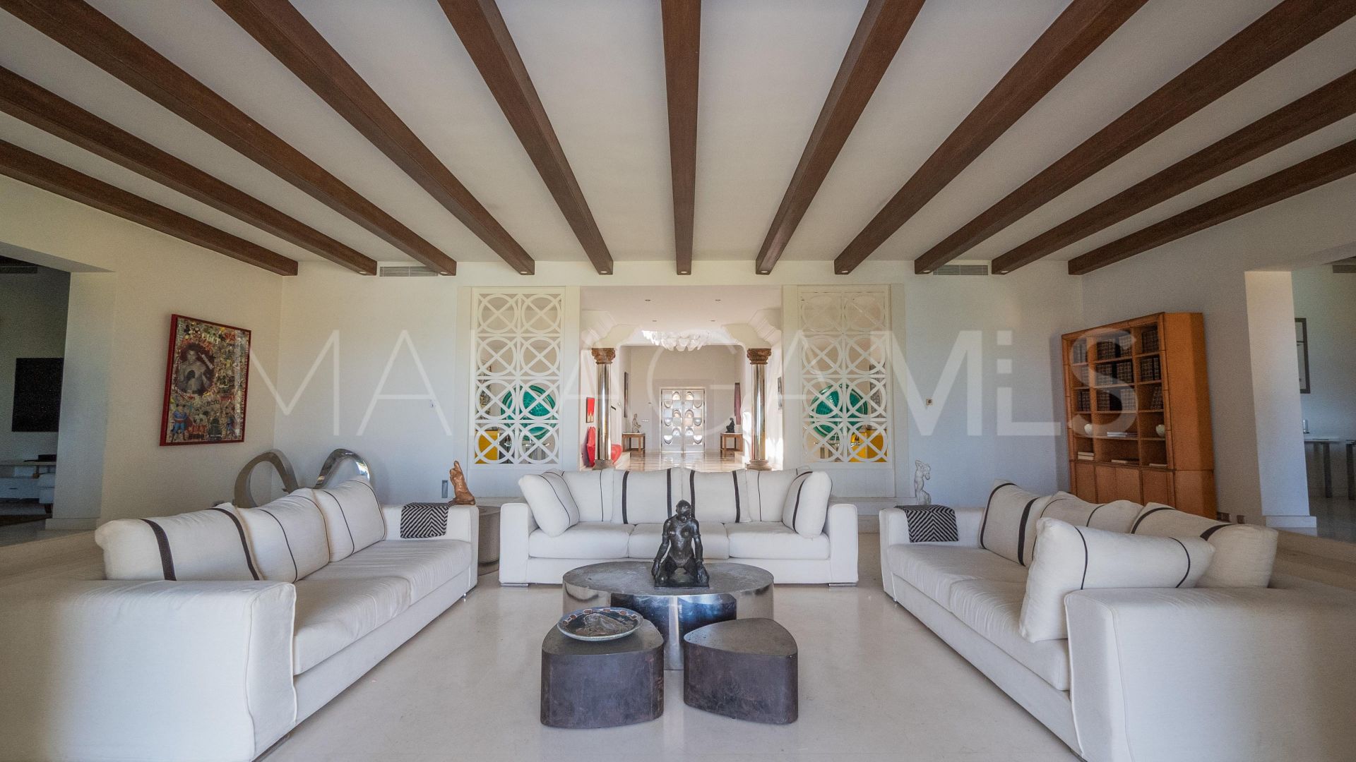 Villa for sale in El Paraiso