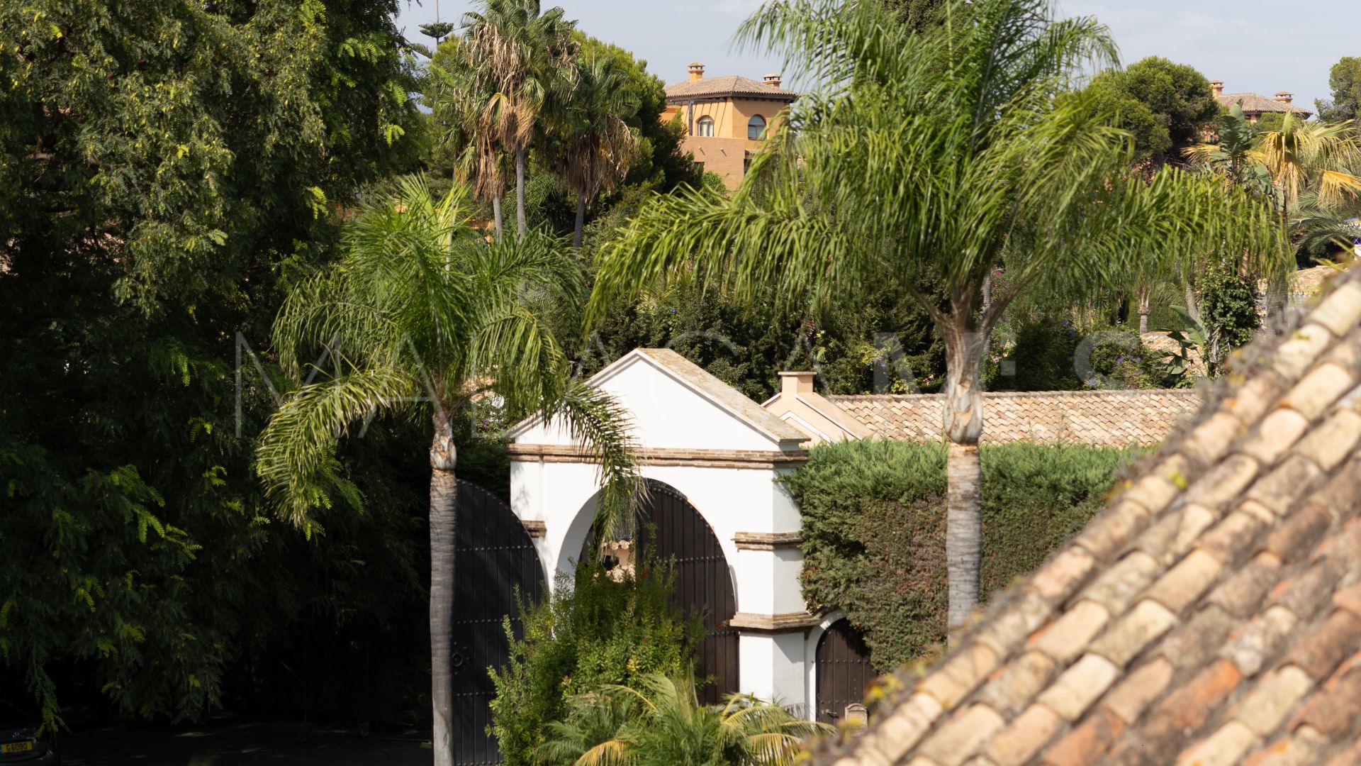 Villa for sale in El Paraiso