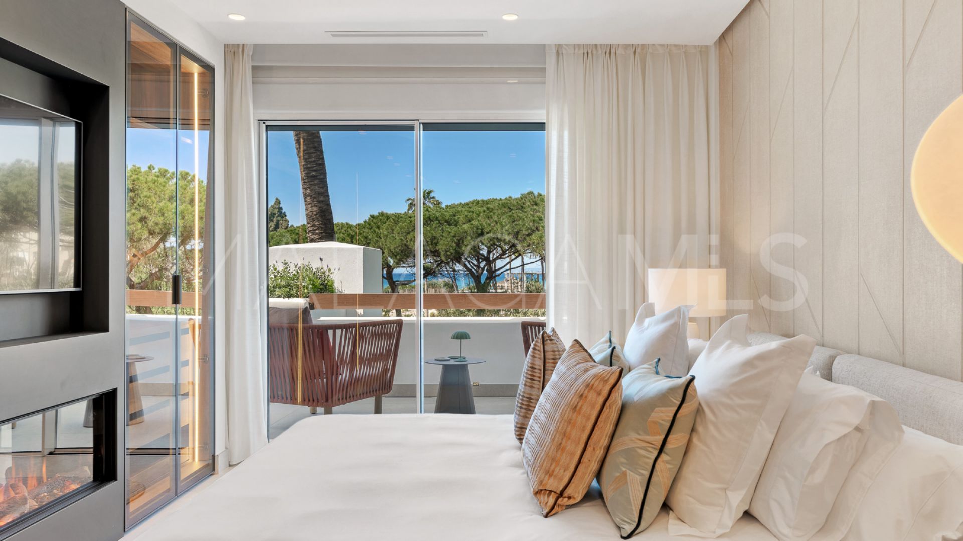 Lägenhet for sale in Los Monteros Palm Beach