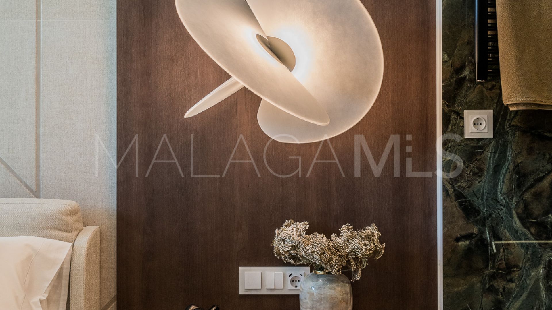 Lägenhet for sale in Los Monteros Palm Beach