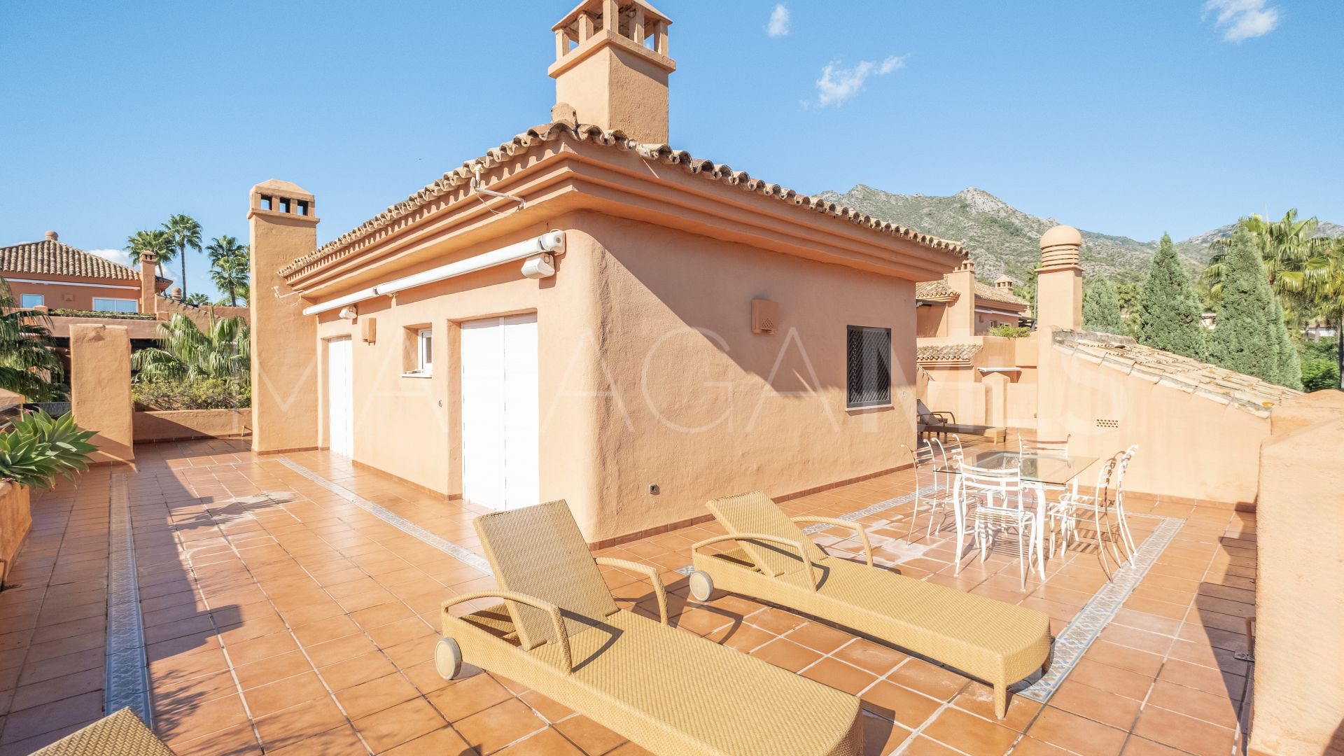 Takvåning for sale in Lagos de Sierra Blanca