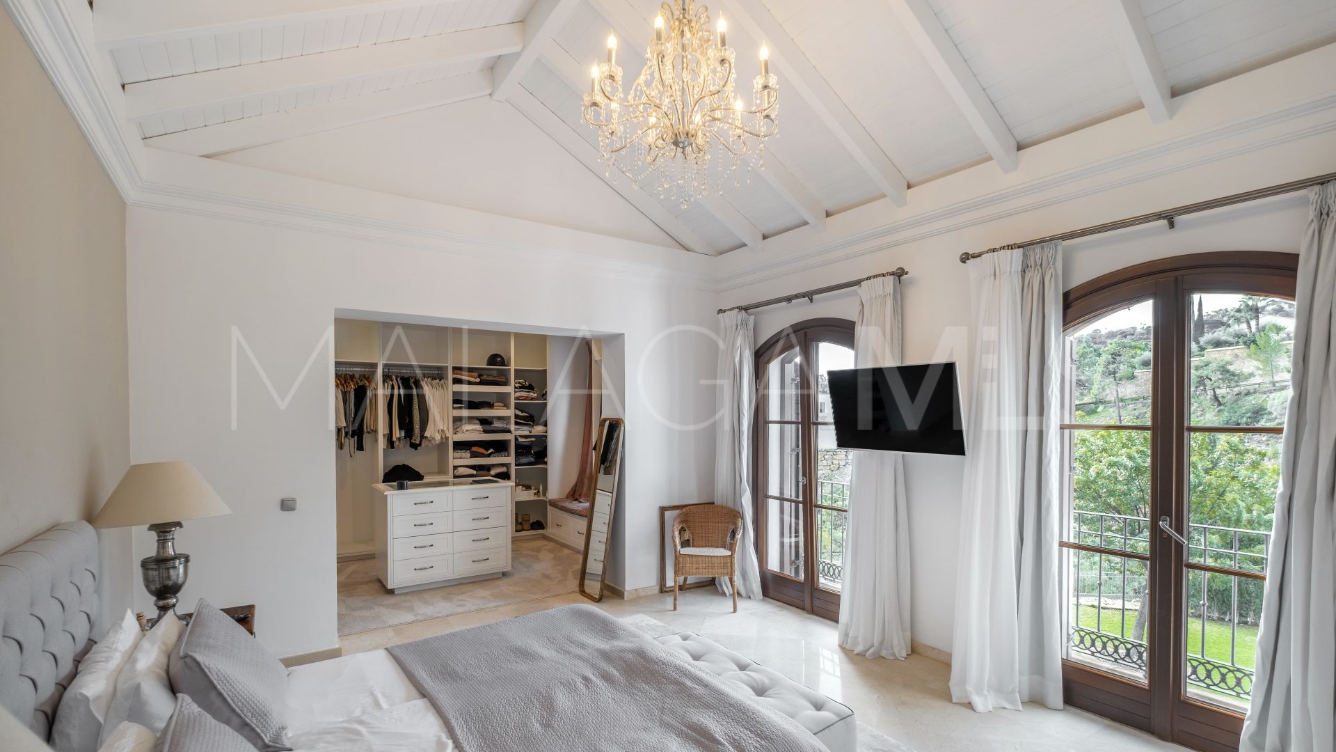 Villa for sale in El Madroñal