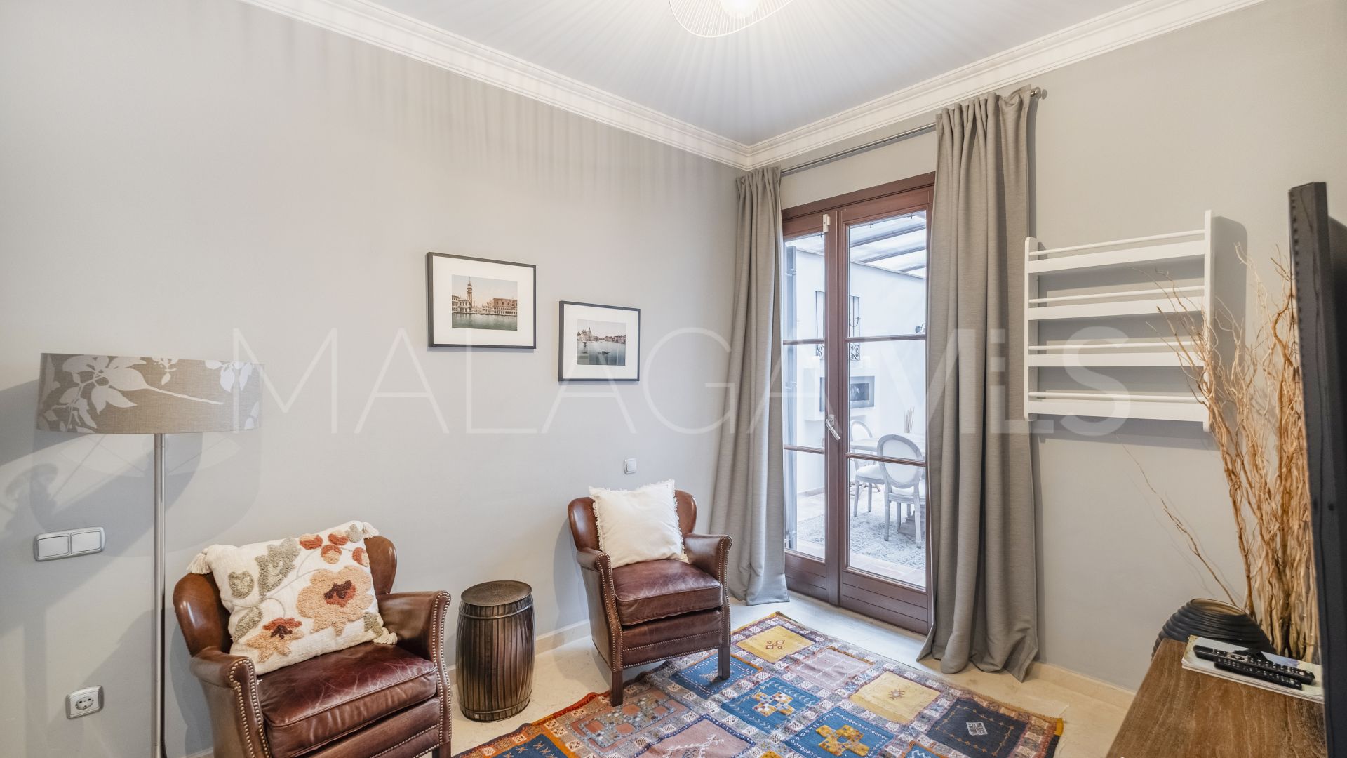 Villa for sale in El Madroñal