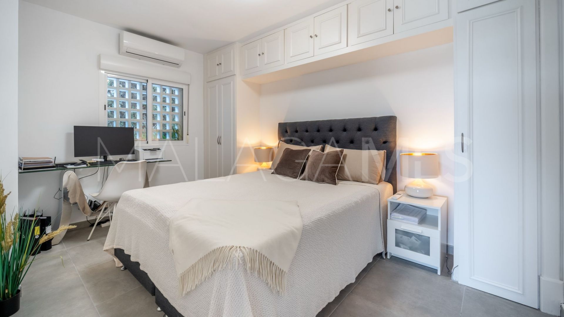 Lägenhet for sale in Jardines de Andalucia