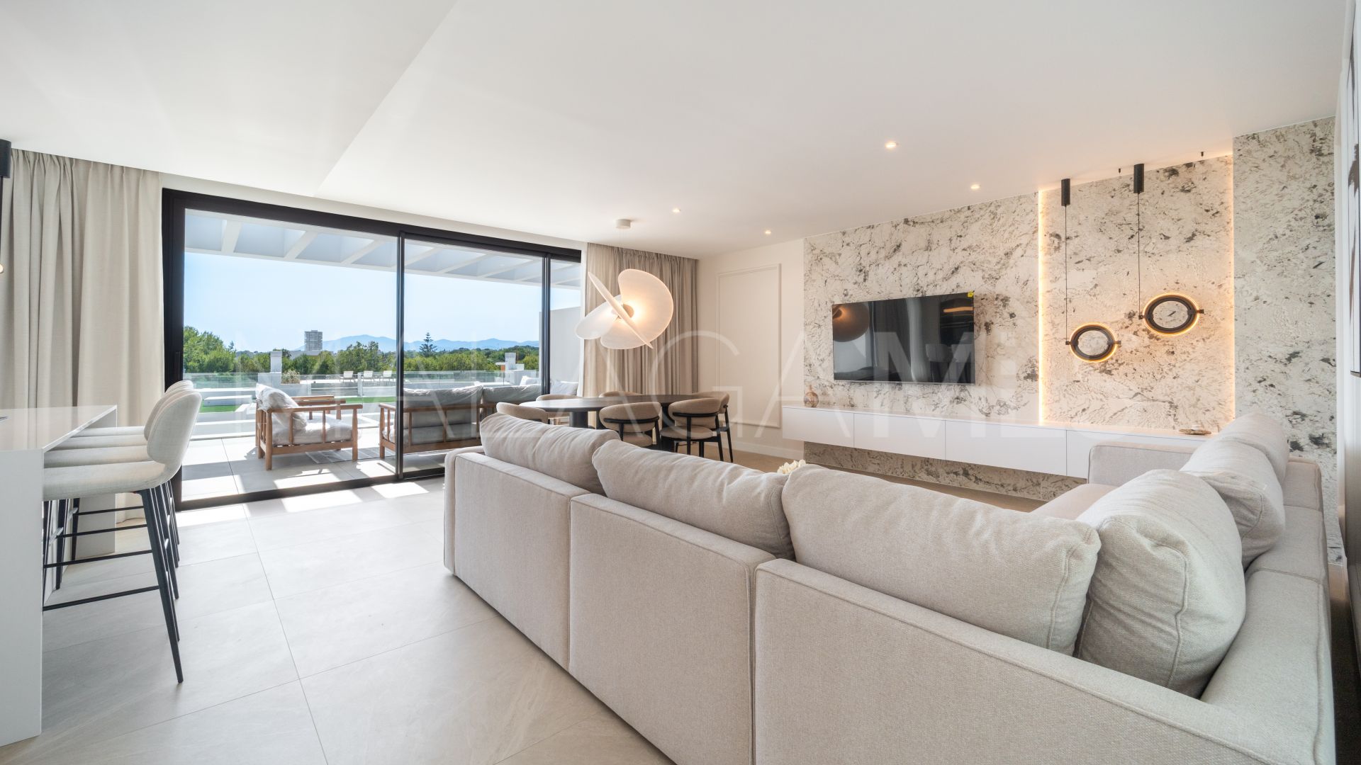 Appartement terrasse for sale in Bahia de Marbella