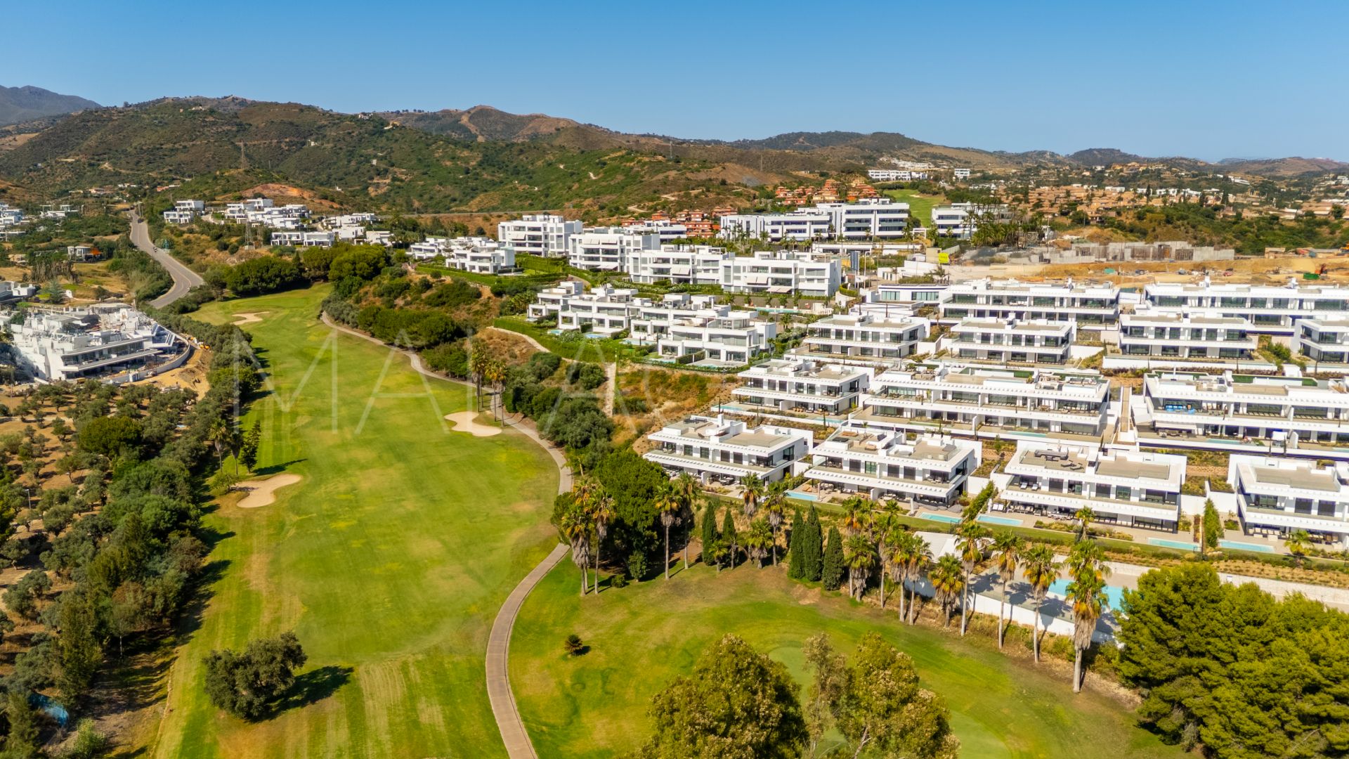 Appartement terrasse for sale in Bahia de Marbella