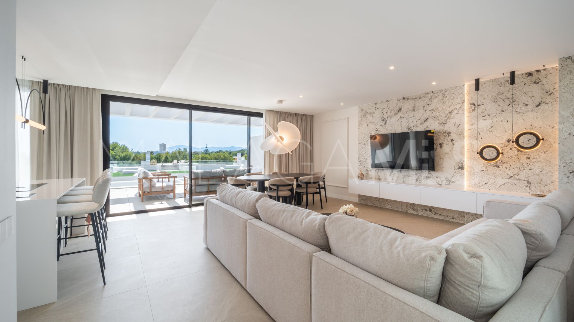 Appartement terrasse for sale in Bahia de Marbella