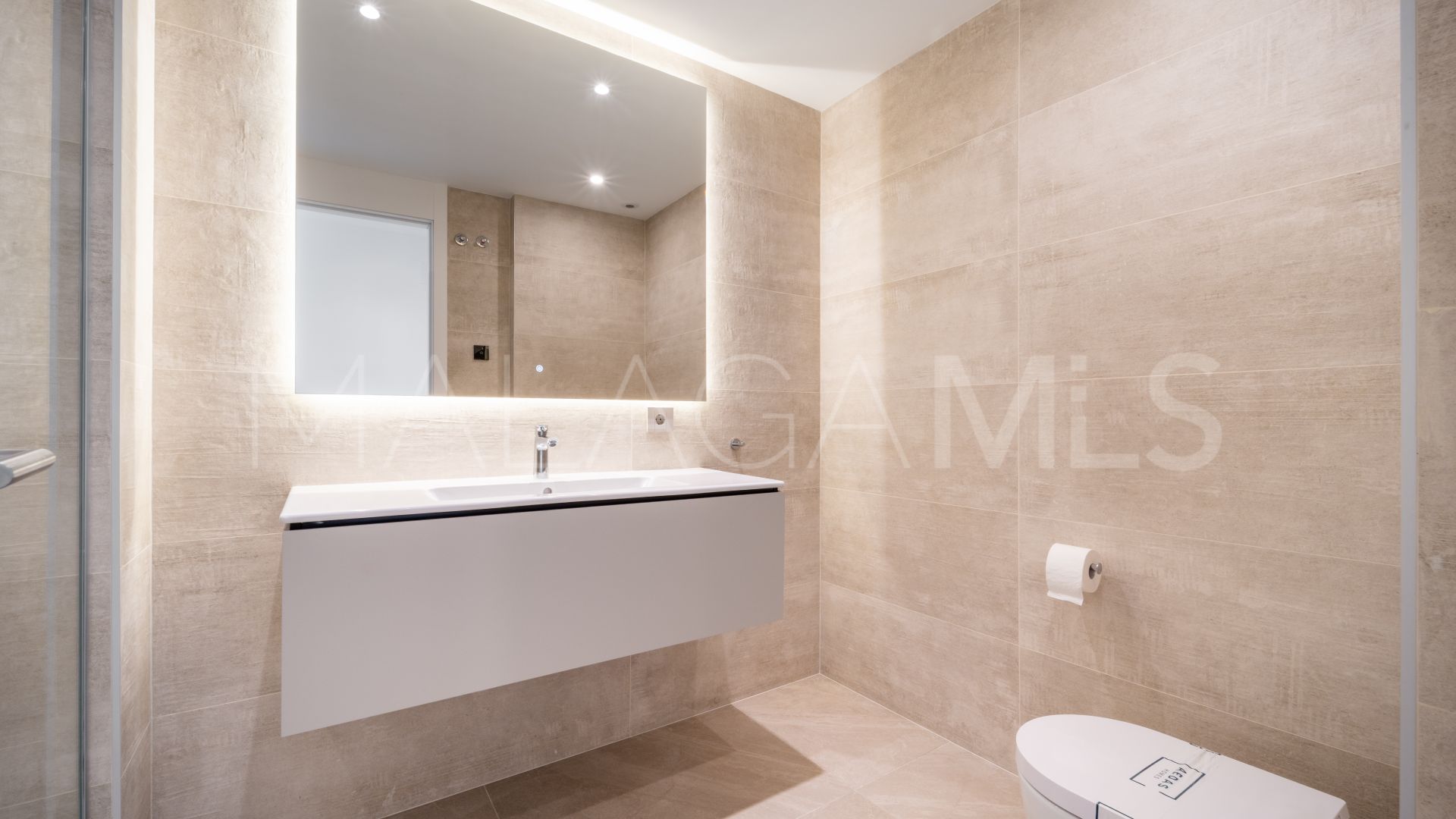 Appartement terrasse for sale in Bahia de Marbella