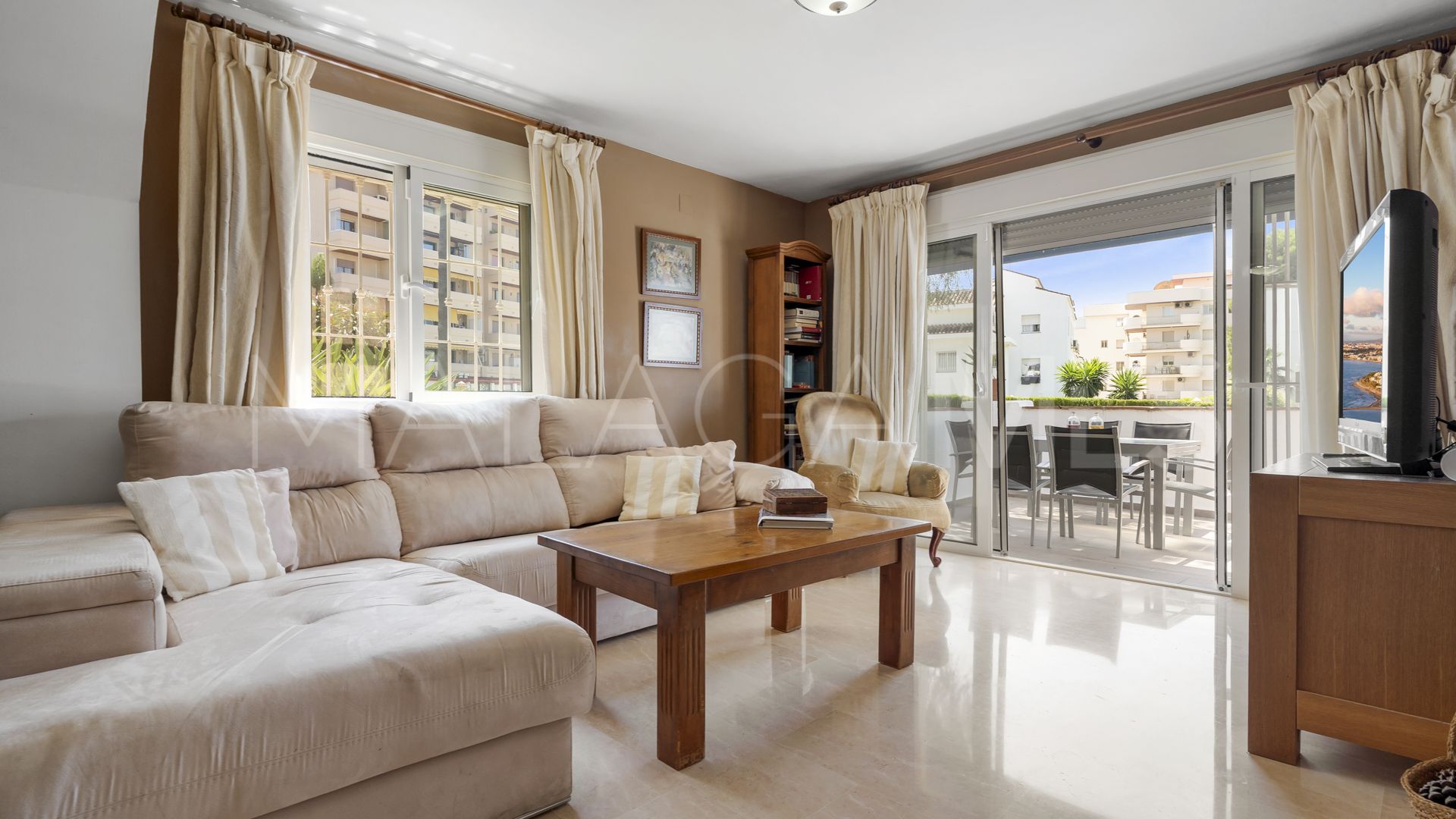 Apartamento with 3 bedrooms a la venta in Nueva Andalucia