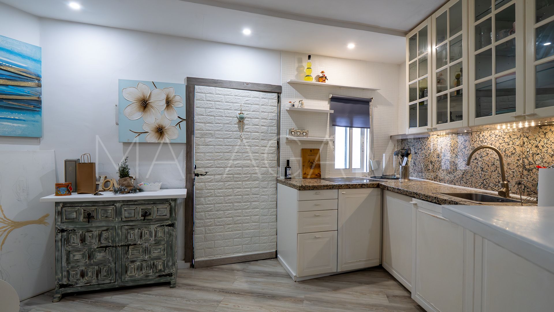 Hus i byn for sale in Malaga - Centro